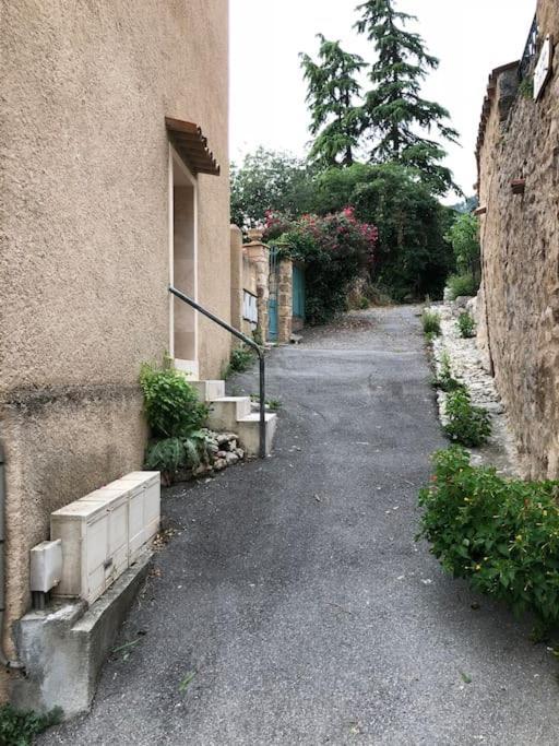 Studio Vue Sur La Roche, Au Calme Moustiers #1 Lägenhet Exteriör bild